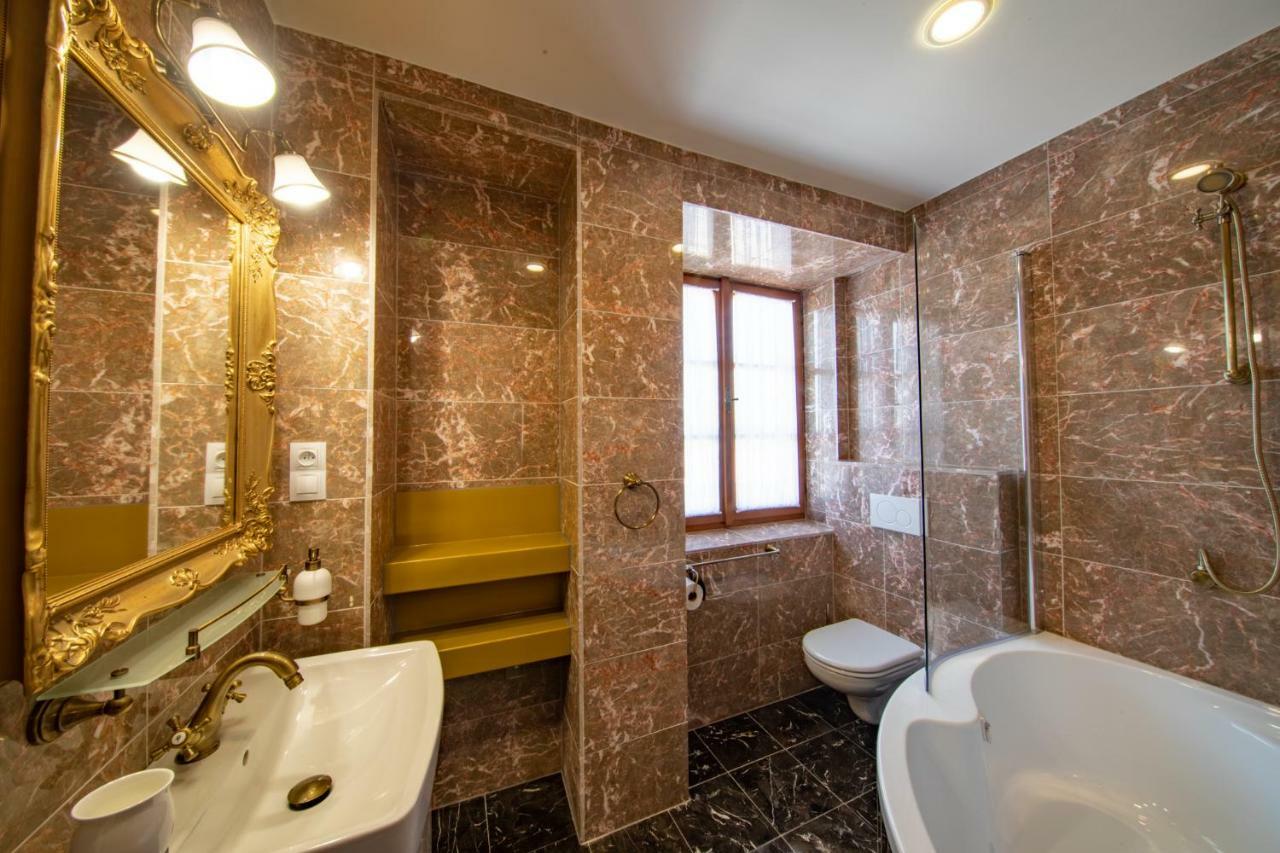 Residence Safari Resort - Chateau Borovany  外观 照片