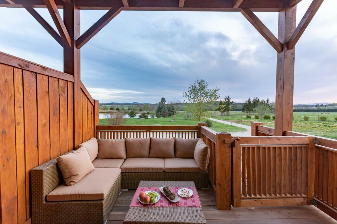 Residence Safari Resort - Chateau Borovany  外观 照片